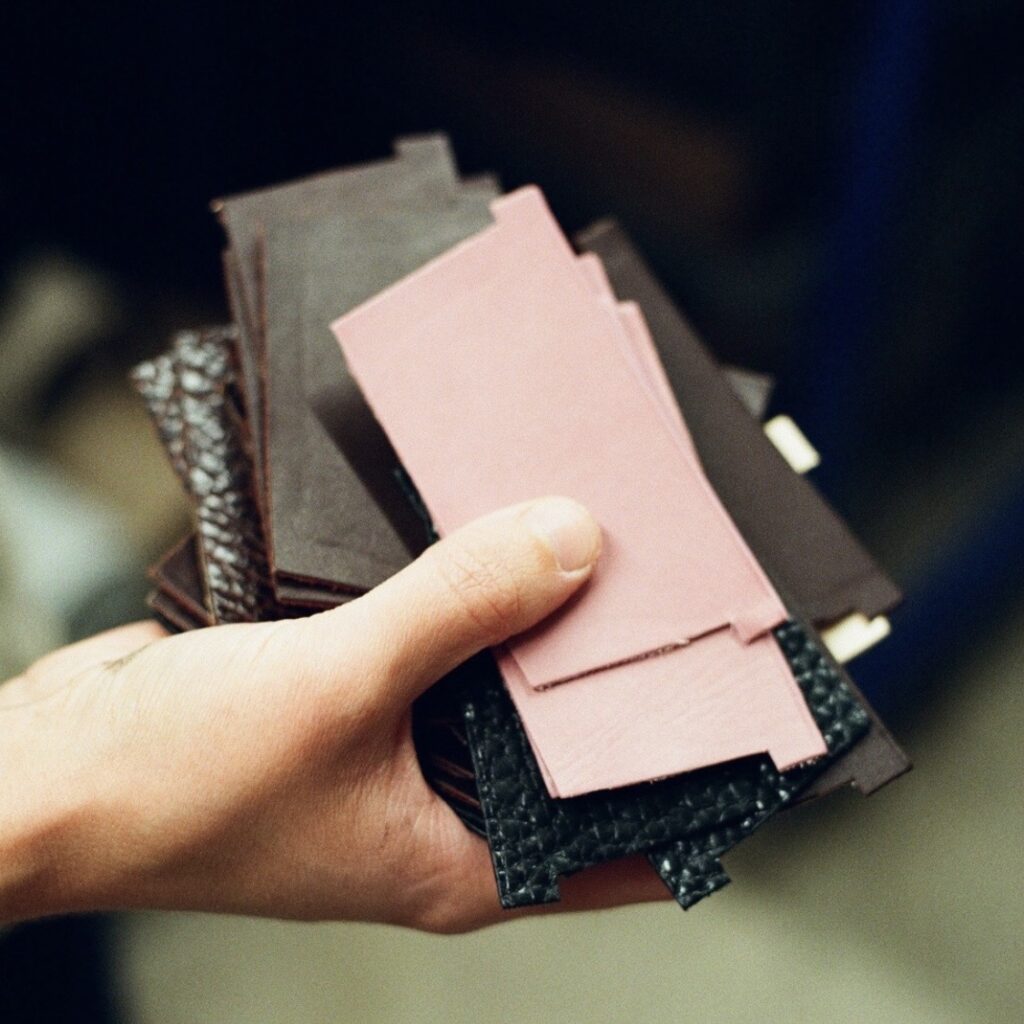 Laperruque atelier maroquinerie Paris